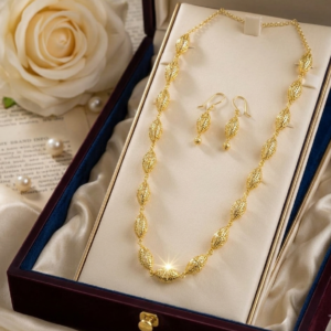 Gold-Plated Hollow Mesh Pod Opera Chain with Matching Drop Earrings – Elara Luxury Collection
