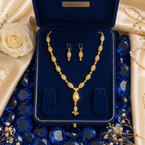 Gold-Plated Mesh Pod Pendant Necklace with Matching Dangle Earrings – Elara Luxury Collection